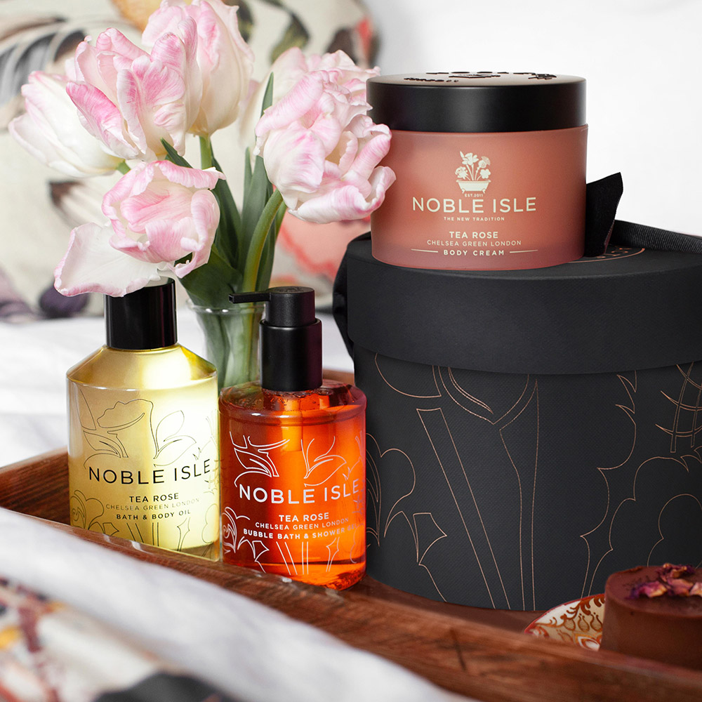 Eternal Rose Gift Set