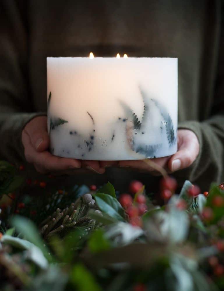 Pinewood Large Luxury Botanical Candle